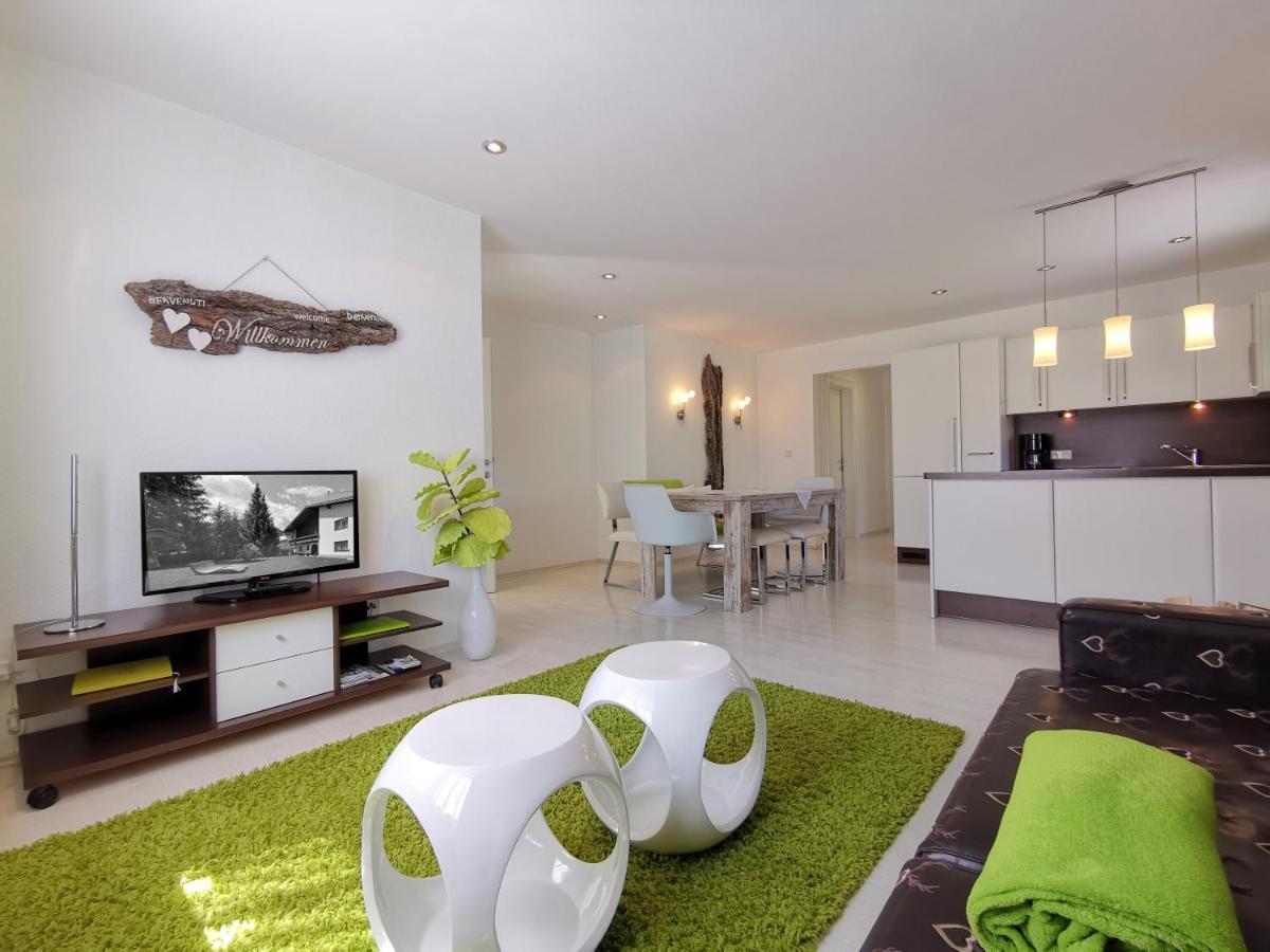 Das Alpenblick & Outdoor Lodge Nauders Extérieur photo