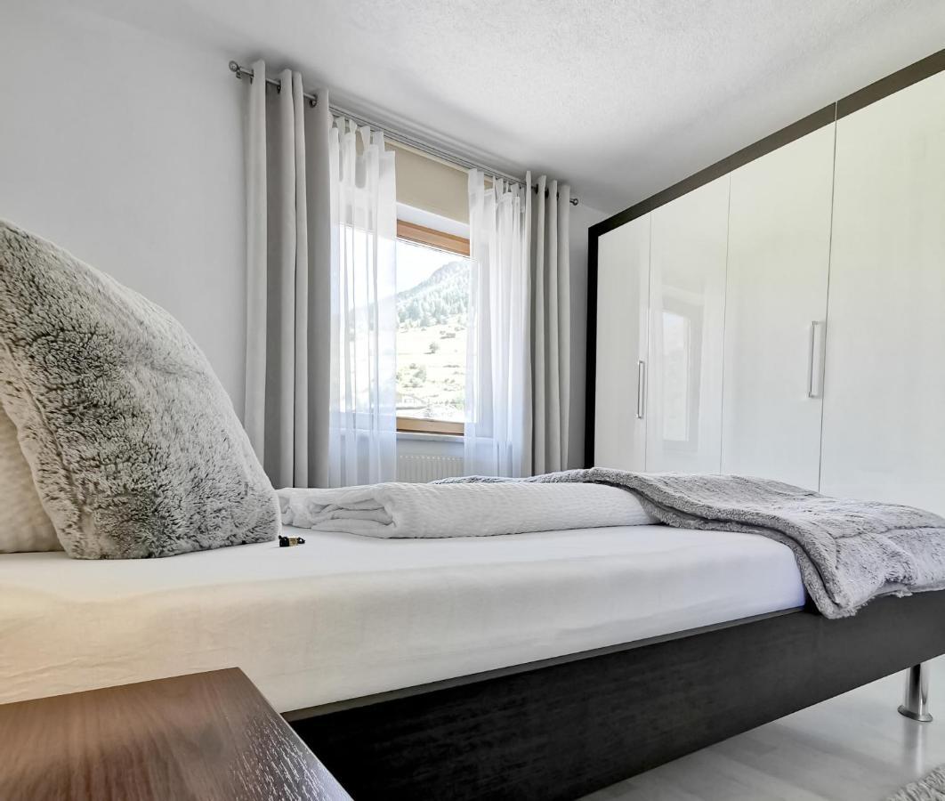 Das Alpenblick & Outdoor Lodge Nauders Extérieur photo